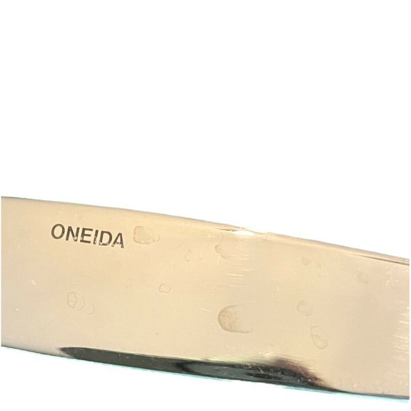 Oneida Butter Knives Stainless Steel Lot of 4 - Picture 2 of 3